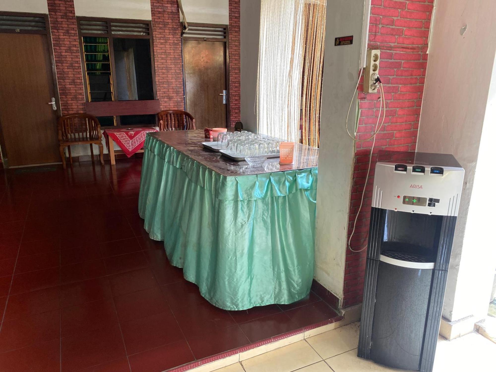 Parikesit Guest House Yogyakarta Ngoại thất bức ảnh