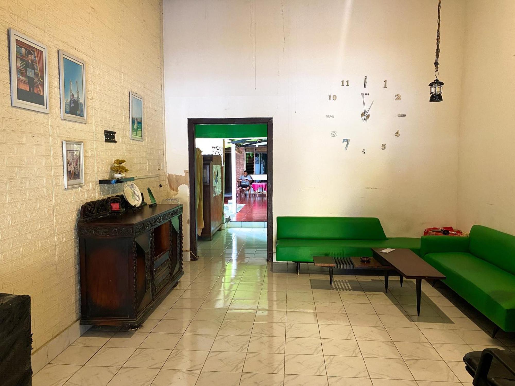 Parikesit Guest House Yogyakarta Ngoại thất bức ảnh