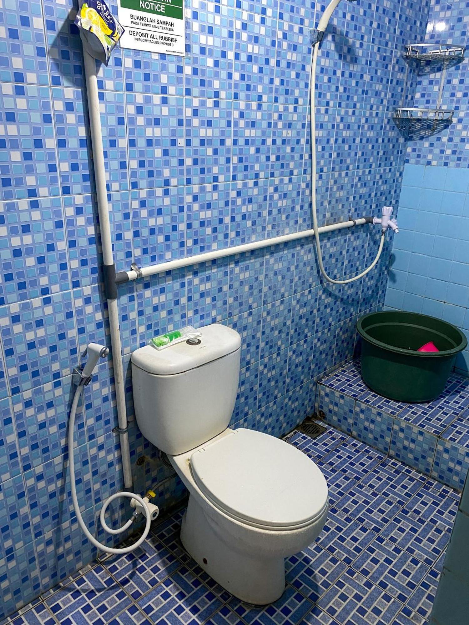 Parikesit Guest House Yogyakarta Ngoại thất bức ảnh