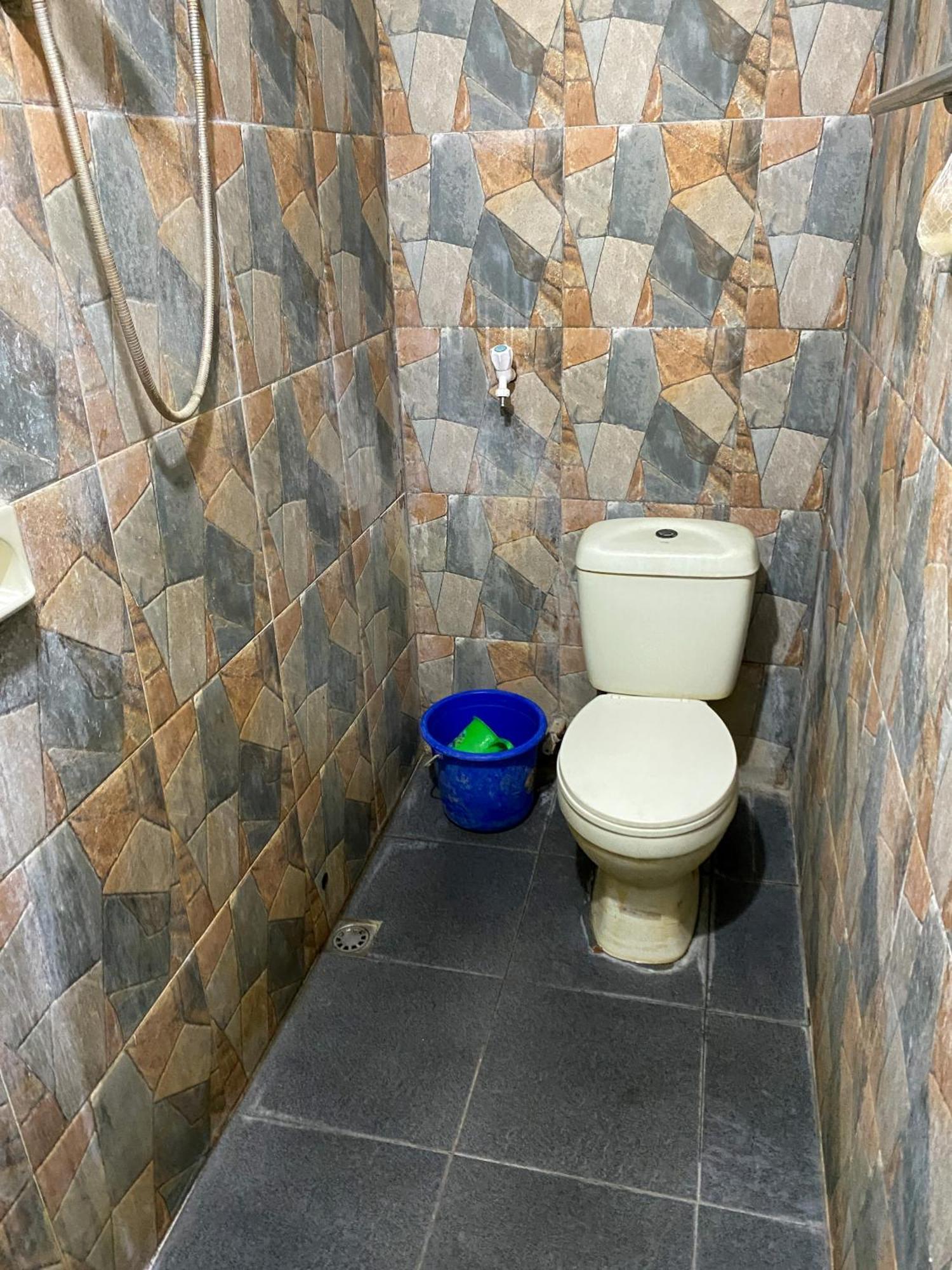 Parikesit Guest House Yogyakarta Ngoại thất bức ảnh